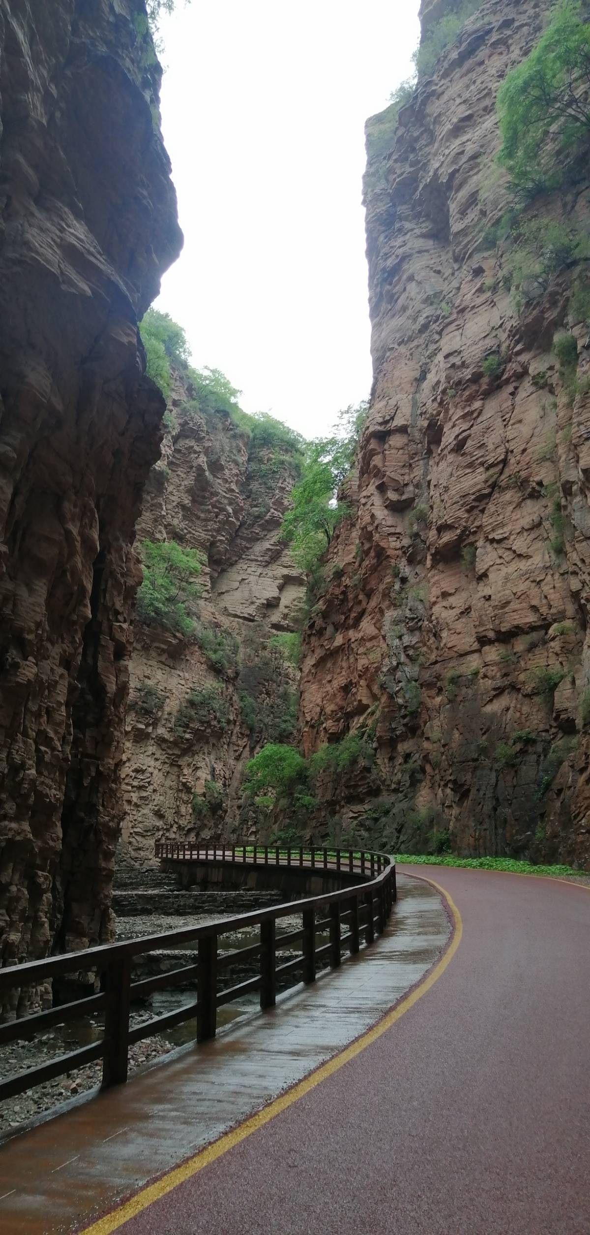 又是一场骗局?邢台大峡谷将成为第二个会宁中学?